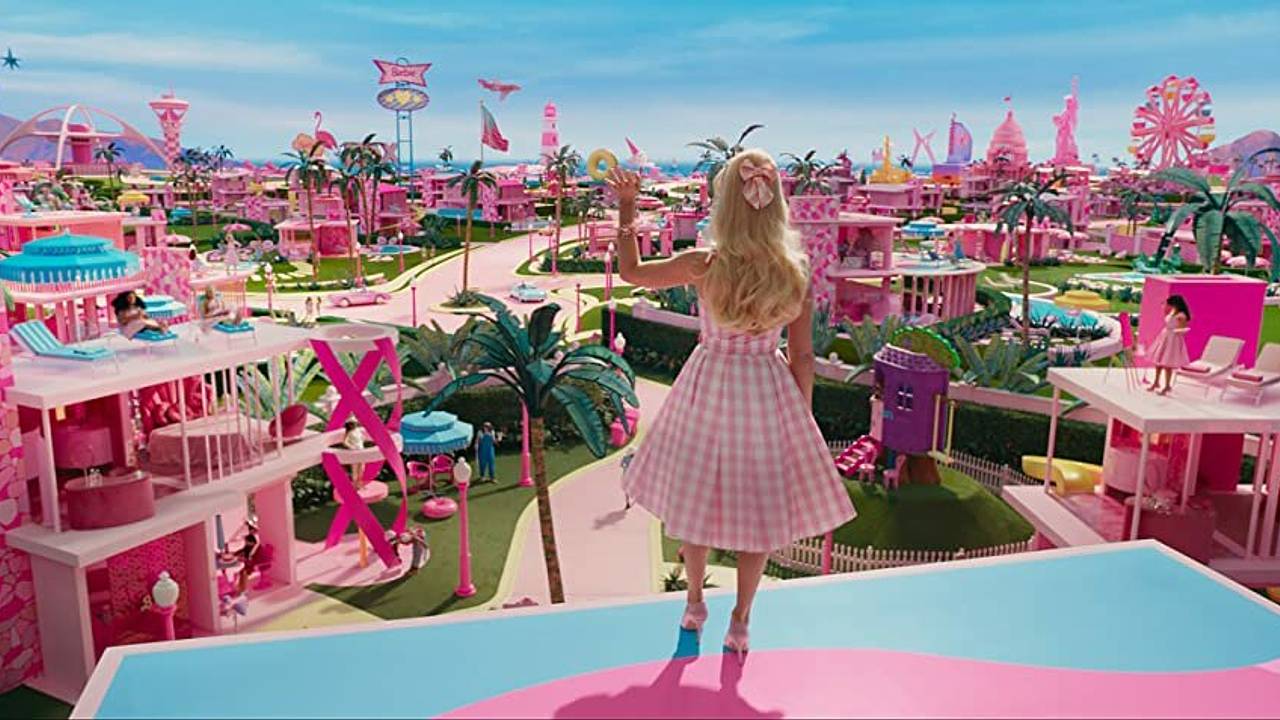 Новые видео с моделью Barbie Sins