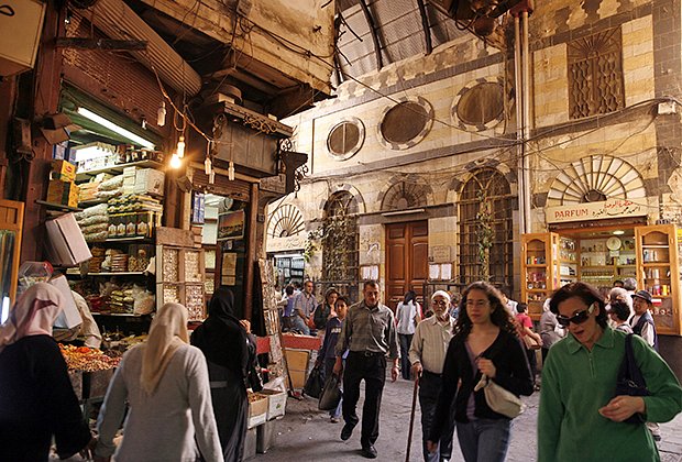 В сирийской столице туристы непременно отправляются на главный рынок— Сук-аль-Хамидия