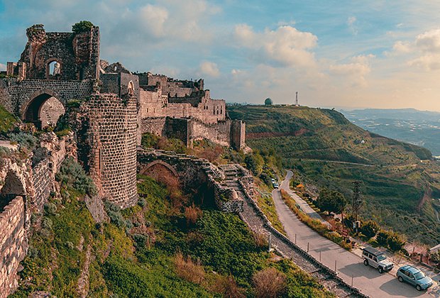 Замок Макраб, расположенный на крутой горе за городком Баниас, был цитаделью крестоносцев