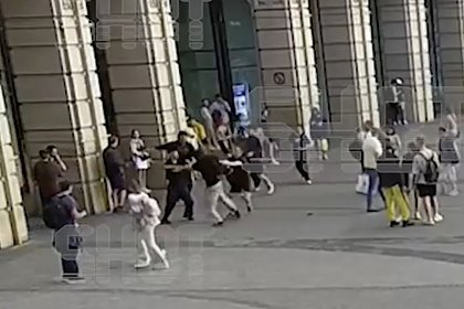 Массовая драка подростков в российском городе попала на видео