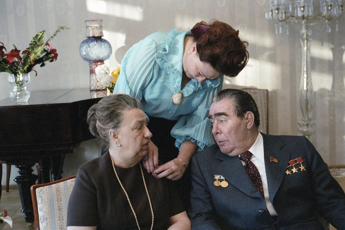 Виктория Петровна, Леонид Ильич и Галина Брежневы, 1977 год