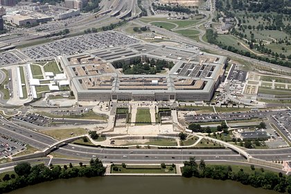 Пентагон заявил о сохранении каналов связи военных России и США