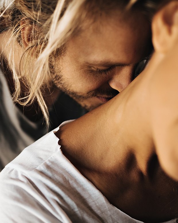 Почему целование в засос - идеальное оружие в интимной игре