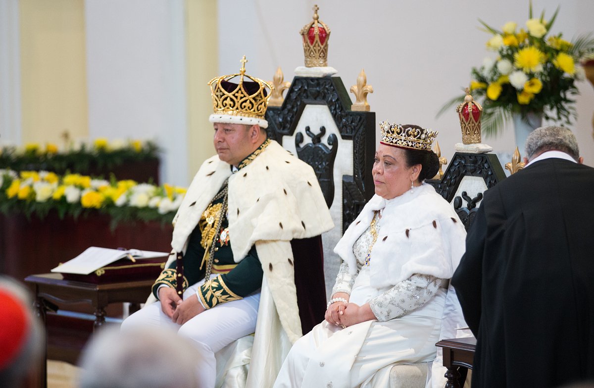 Коронация короля Тупоу VI и королевы Нанасипау, 2015 год