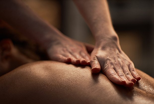 Как сделать интимный массаж мужчине