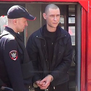 Суд определил размер компенсации за изнасилование молодой женщины тремя полицейскими | Пикабу