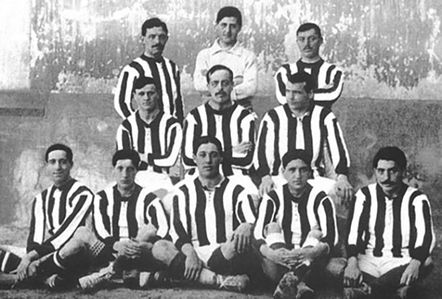Форма мадридского «Атлетико» в 1911 году