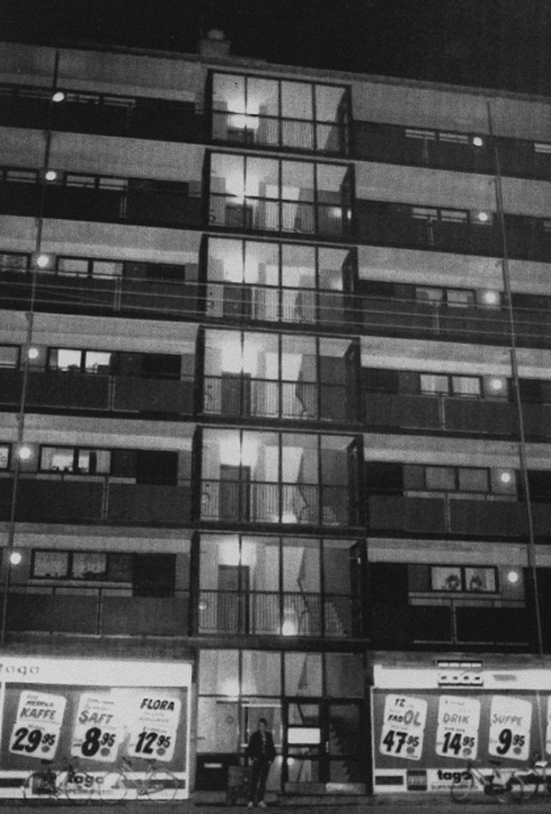 В этом доме Гордиевский жил, когда работал в посольстве СССР в Копенгагене. Фото сделано в 1985 году