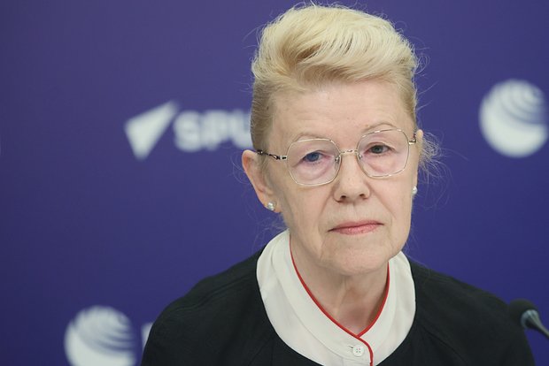 Елена Мизулина