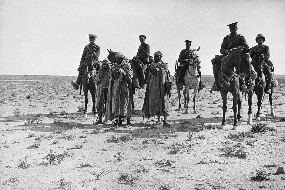 Британские солдаты в пустыне, Месопотамия, 1917 год