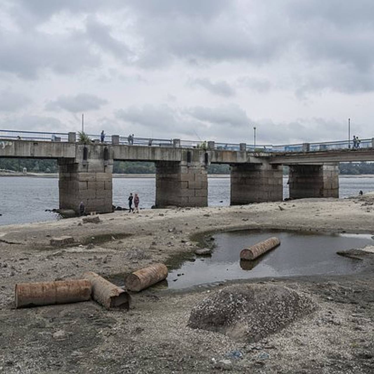 Откачка воды после теракта на Каховской ГЭС займет несколько недель:  Регионы: Россия: Lenta.ru