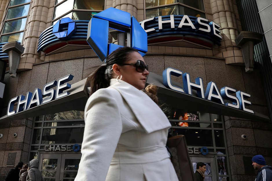 Здание банка JPMorgan Chase на Таймс-сквер в Нью-Йорке, США, 7 марта 2019 года