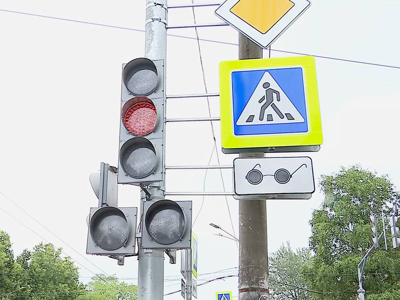 В Нижнем Новгороде появился первый светофор с голосовым озвучиванием:  Достижения: Моя страна: Lenta.ru