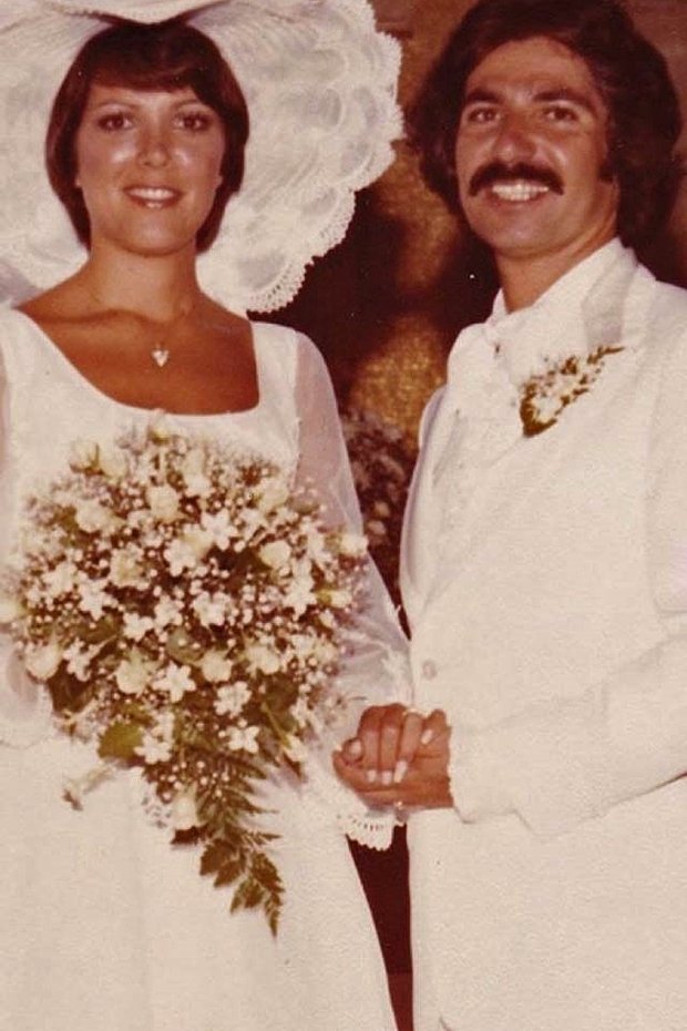 Свадебное фото Крис и Роберта Кардашьяна, 1978 год