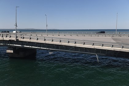 Стало известно о временном перекрытии движения автотранспорта по Крымскому мосту