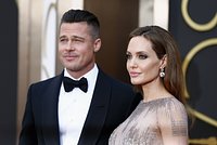 Брэд Питт и Анджелина Джоли развелись после 7 лет судов. Из-за чего распался звездный брак?