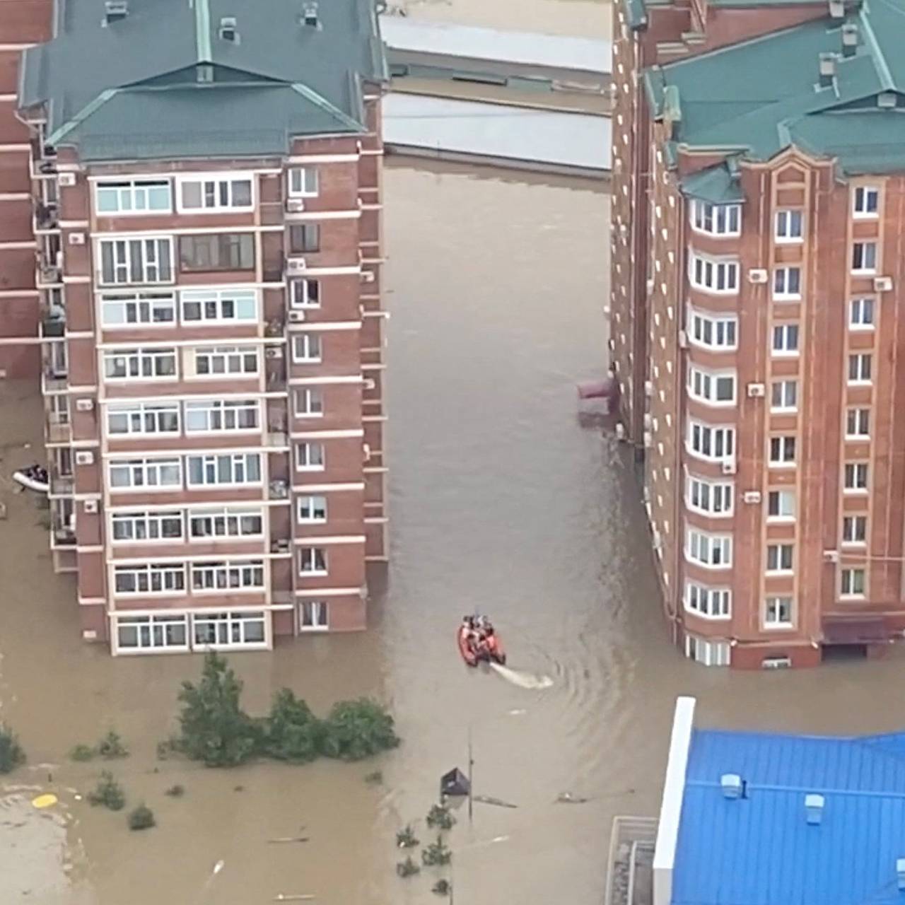 Фото: RUSSIAN EMERGENCIES MINISTRY / REUTERS