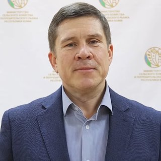 Денис Шаронов