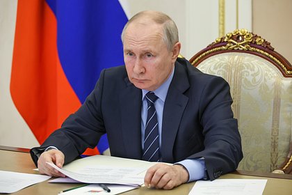 Рубль окреп во время совещания Путина с правительством