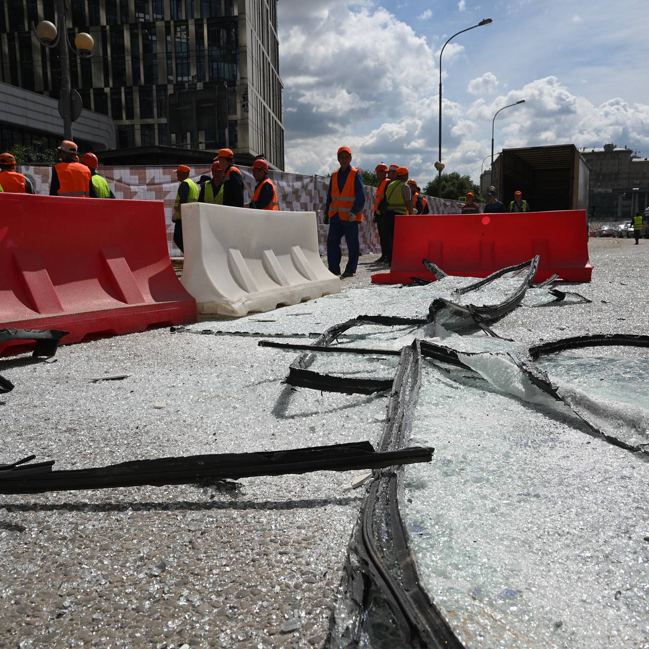 Очевидец описал уничтоженный над Москвой беспилотник: Происшествия: Россия:  Lenta.ru