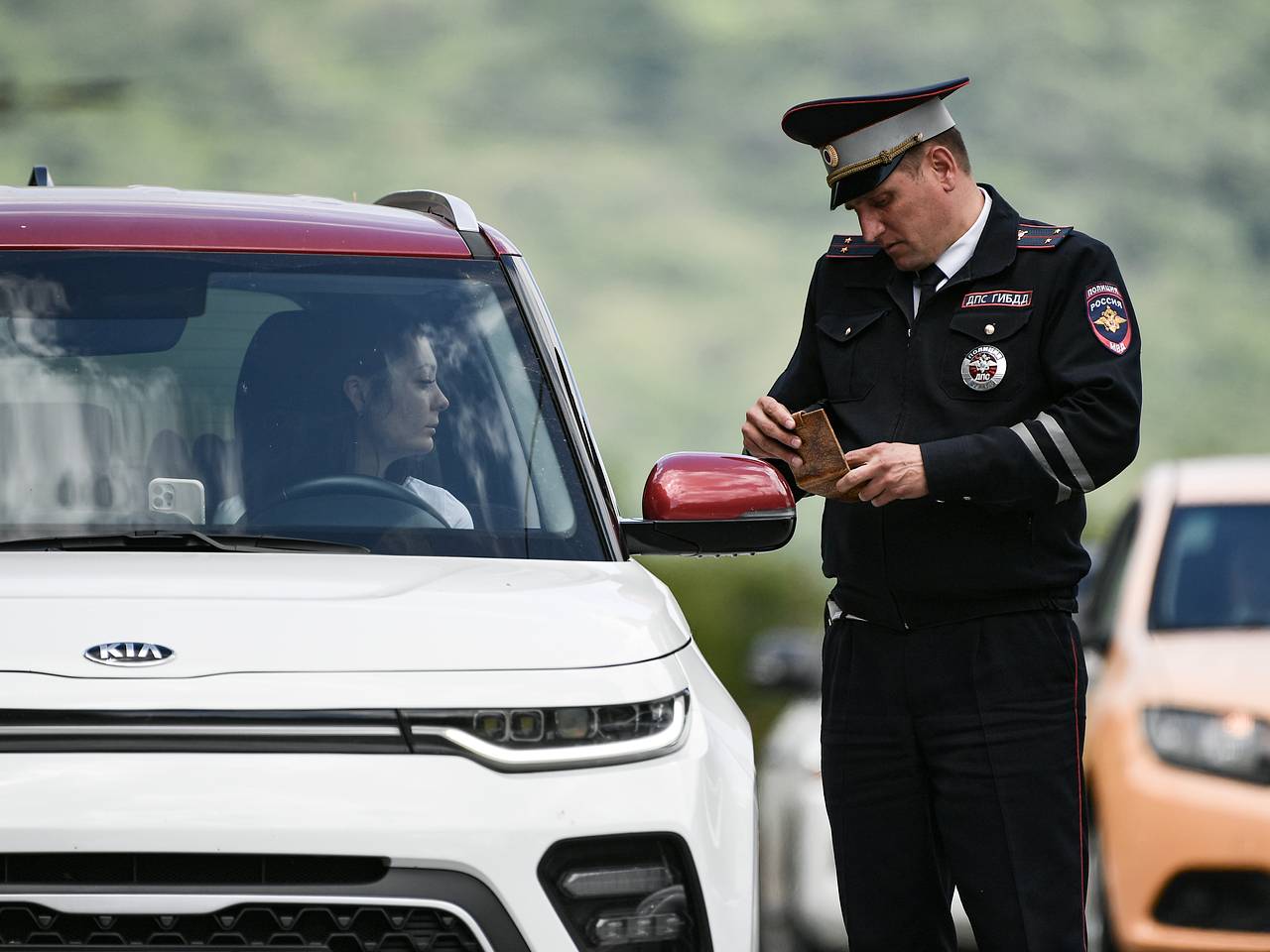 Через какое время после употребления алкоголя можно садиться за руль:  сколько нужно времени, чтобы выветрилось вино?: Уход за собой: Забота о  себе: Lenta.ru