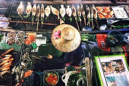 Российский путешественник раскрыл способы дешево питаться в Азии и не отравиться