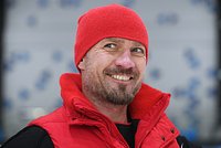 Роман Костомаров впервые вышел на лед после ампутации. Как отреагировали на его возвращение известные фигуристы? 