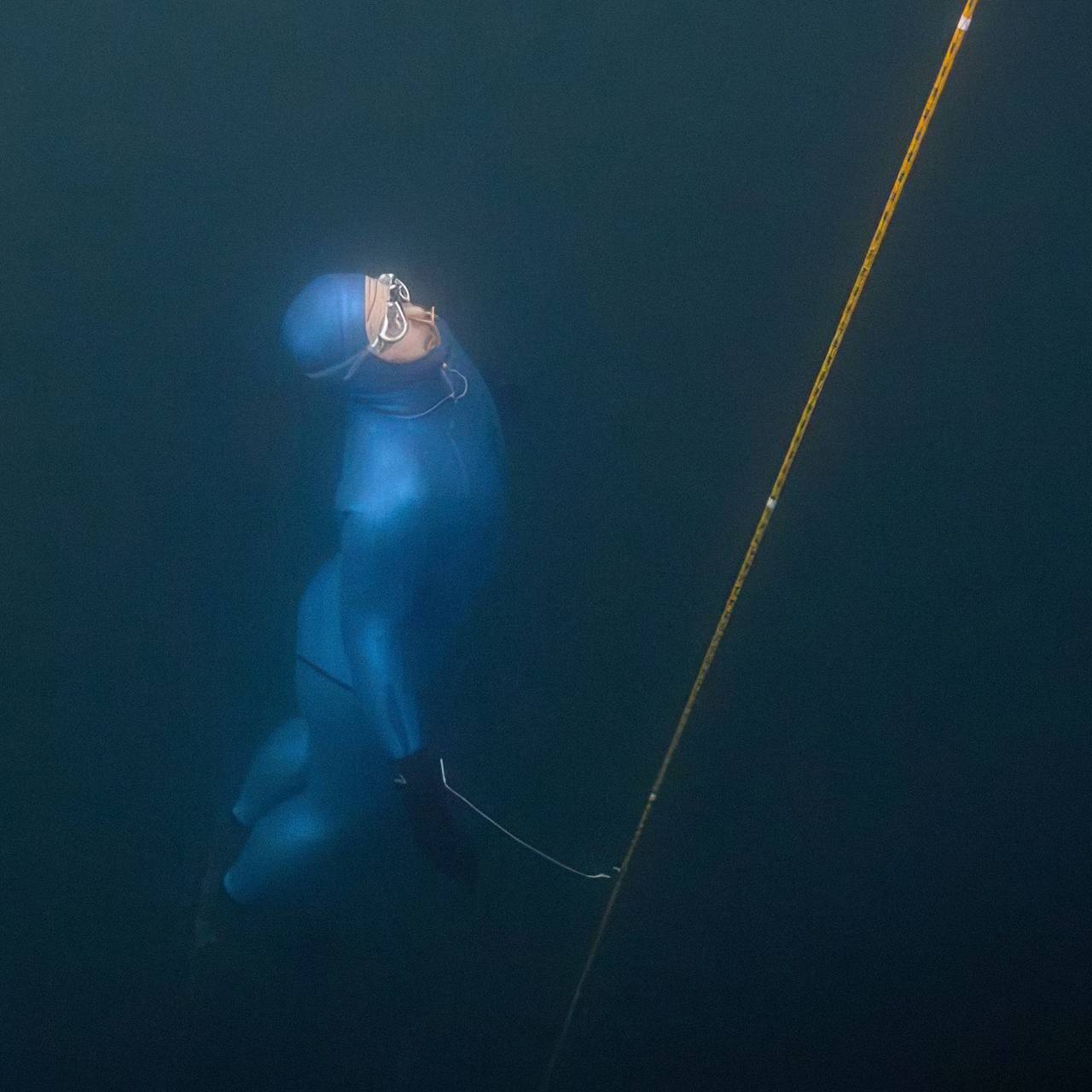 Фридайвер Алексей Молчанов установил новый рекорд в Заполярье