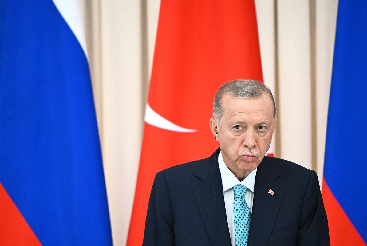 Эрдоган предложил стать посредником в переговорах по Украине. Что ответил Путин и о чем договорились лидеры?