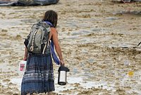 Один из крупнейших в мире фестивалей обернулся катастрофой. Тысячи людей попали в ловушку стихии и захлебывались в лужах 