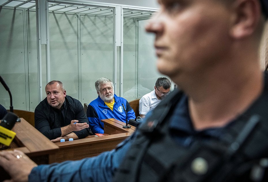 Один из самых известных миллиардеров Украины Игорь Коломойский на заседании суда по выбору меры пресечения против него в Киеве, 2 сентября 2023 года