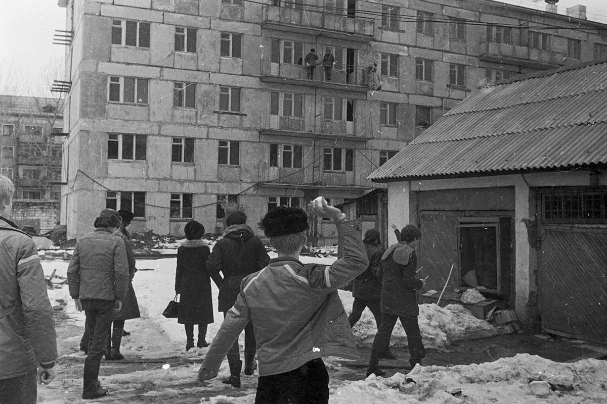 Неизвестный остров. Забытые в подвале фотопленки заново открыли Сахалин  миру. Что оказалось на этих кадрах?: Люди: Моя страна: Lenta.ru