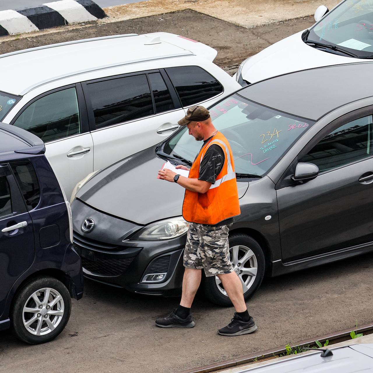 Ввоз японских машин в Россию сократился в разы: Рынки: Экономика: Lenta.ru