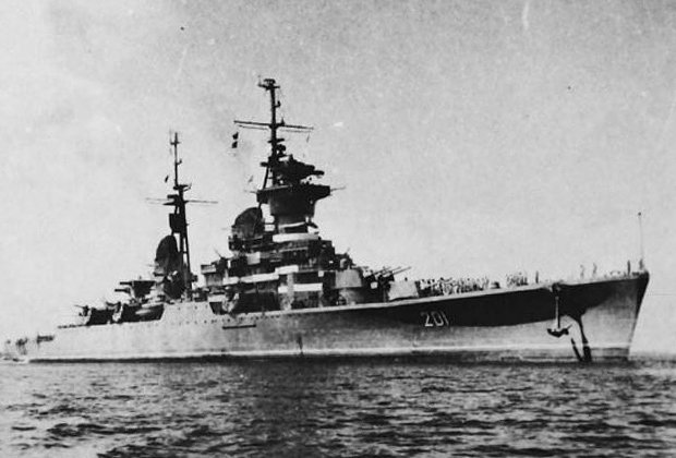 Советский крейсер «Орджоникидзе»