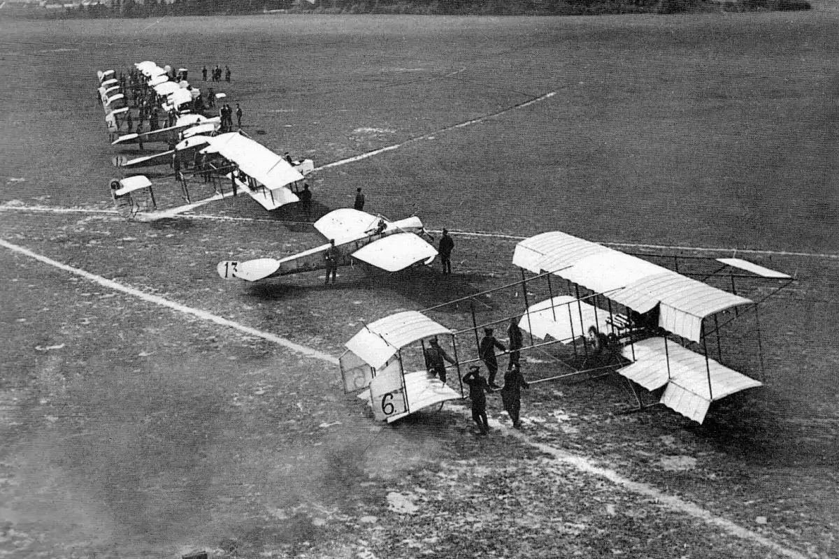 Летное поле Гатчинского аэродрома, 1910-е