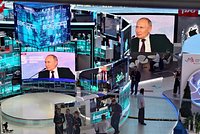 Потери ВСУ, Маск и чиновники на российских машинах: главное из выступления Путина на Восточном экономическом форуме