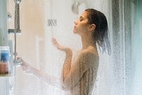 Польза и вред контрастного душа для организма. Как правильно принимать контрастный душ?