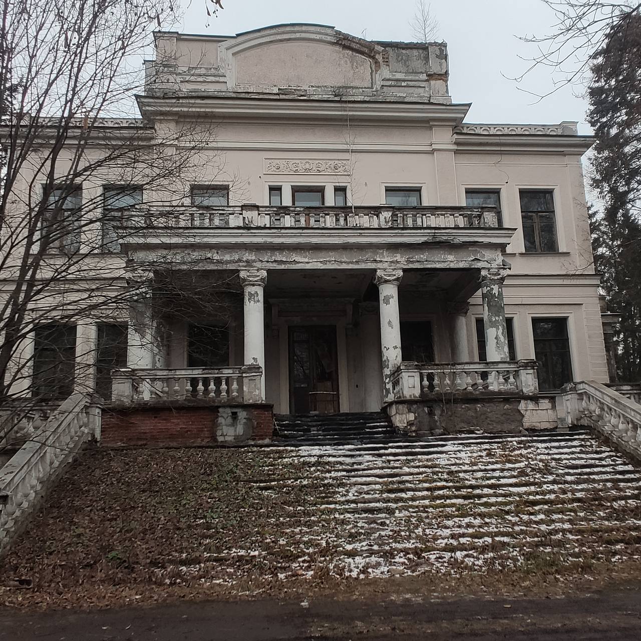 дача сталина под москвой