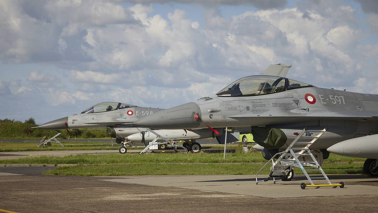 Бельгия хочет ускорить подготовку украинских пилотов для F-16 для воздушной защиты Украины