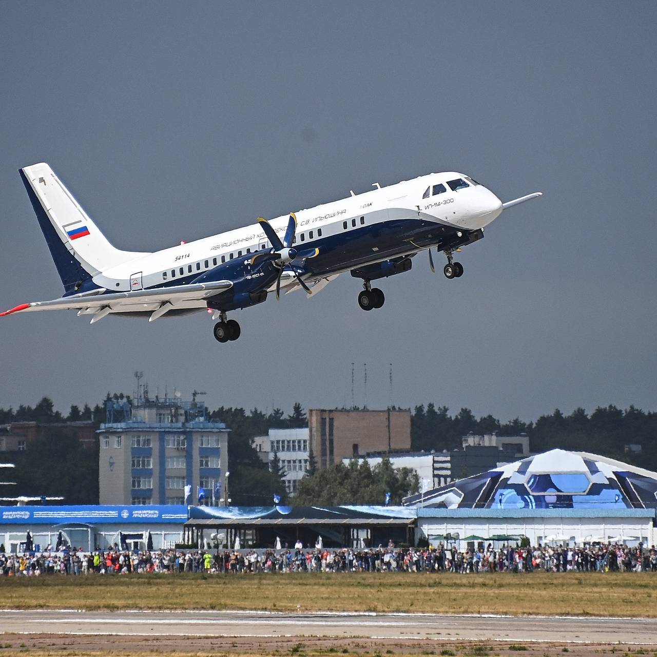 Сроки поставок нового российского самолета перенесли: Госэкономика:  Экономика: Lenta.ru