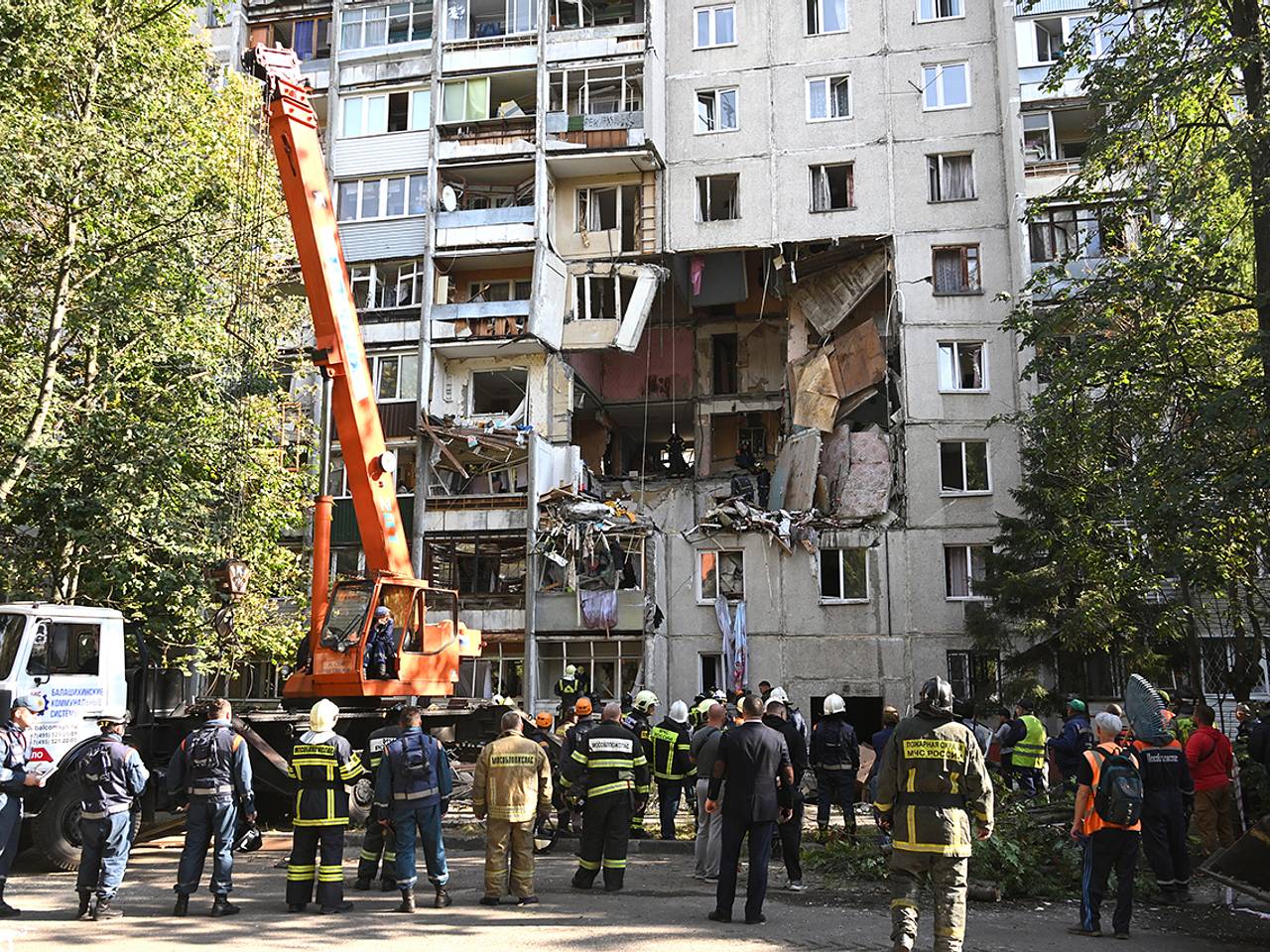 Пять человек погибли при взрыве газа в подмосковной многоэтажке. Под  завалами ищут мать с ребенком: Происшествия: Россия: Lenta.ru