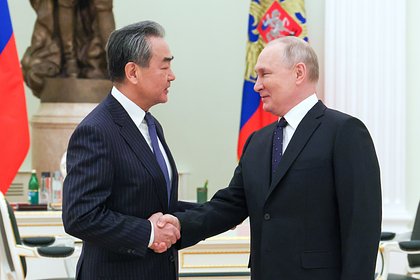 Песков анонсировал встречу Путина с министром иностранных дел Китая