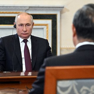 Путин обсудит Украину и Нагорный Карабах с главой МИД Китая