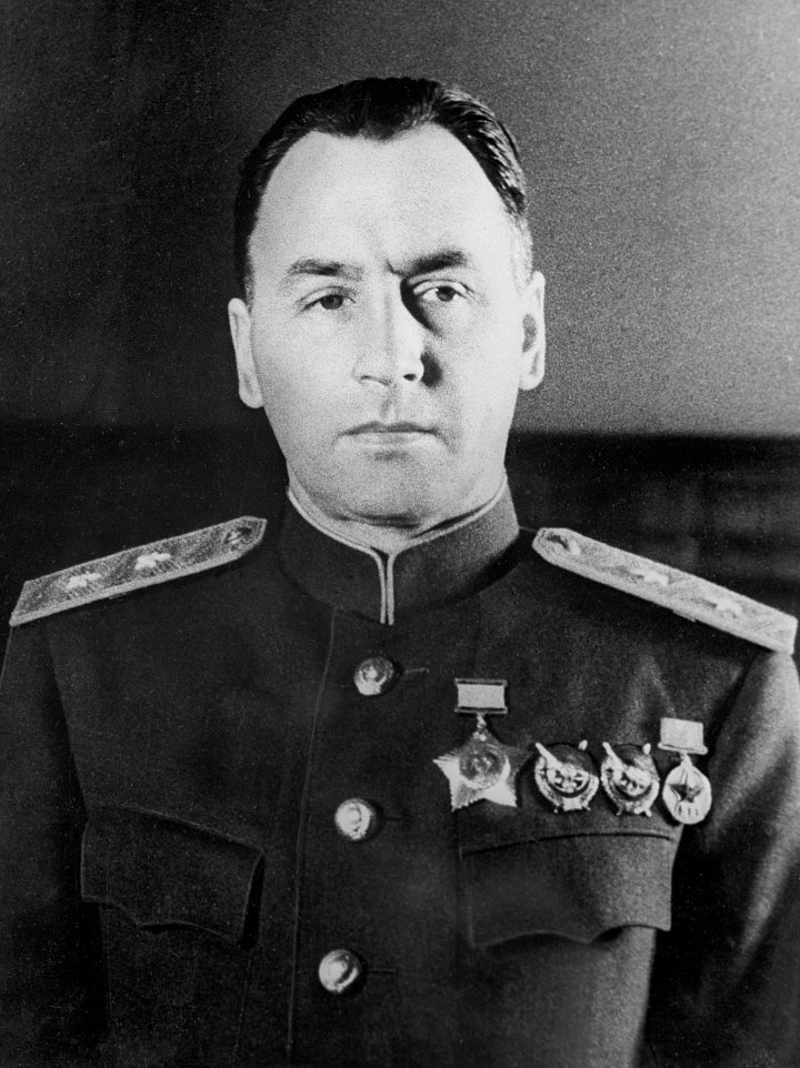 Генерал  Алексей Антонов