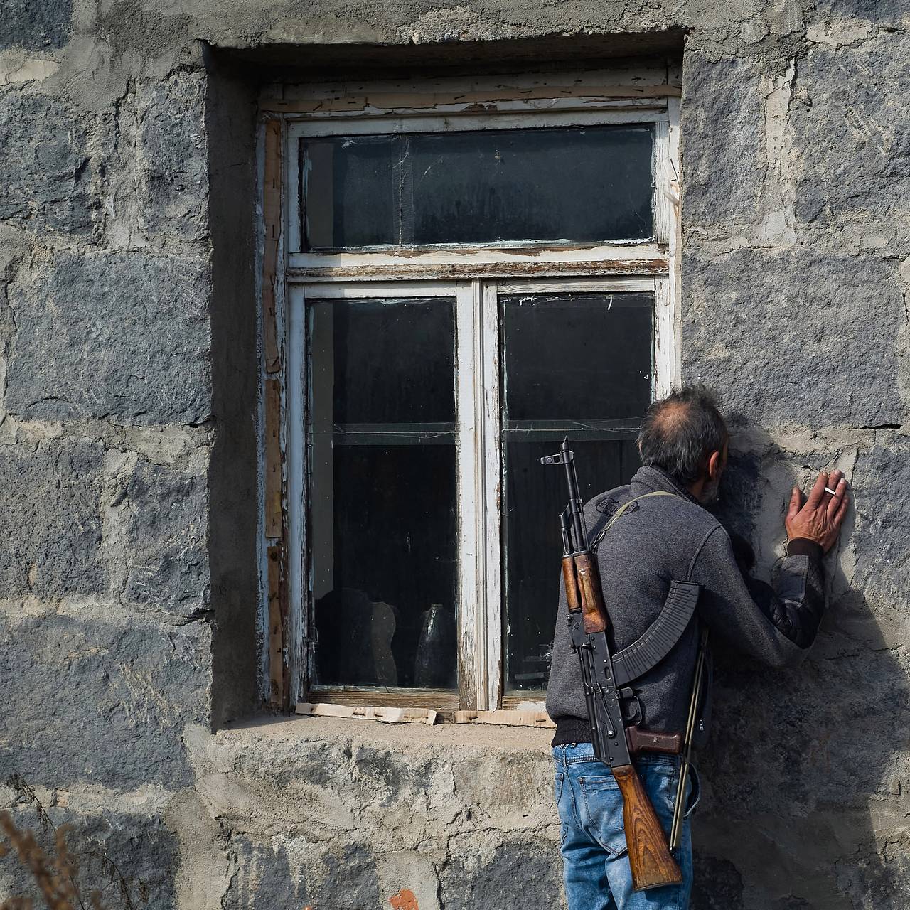 «Люди боятся этнических чисток» Что ждет Армению и Азербайджан после  падения Карабаха и как это отразится на России?: Закавказье: Бывший СССР:  Lenta.ru