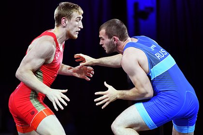 Another Ukrainian wrestler refused a photo with a Russian at the World Cup awards ceremony
