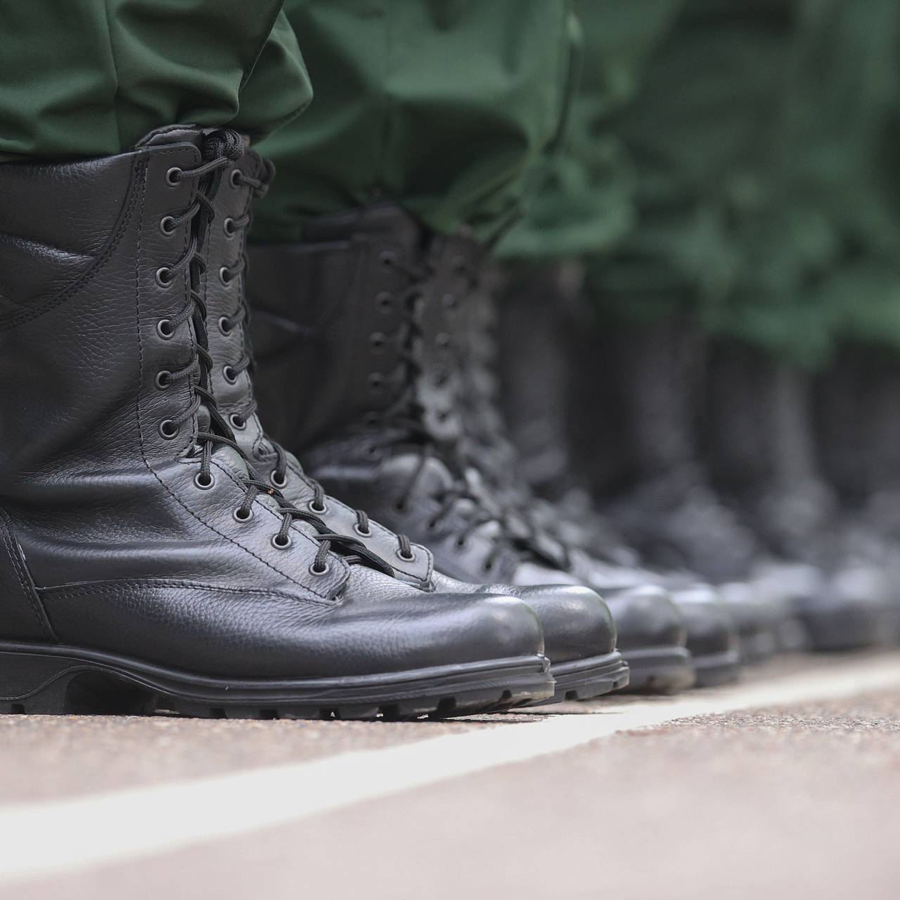 Новые ограничения для службы по контракту в ВС РФ вступили в силу