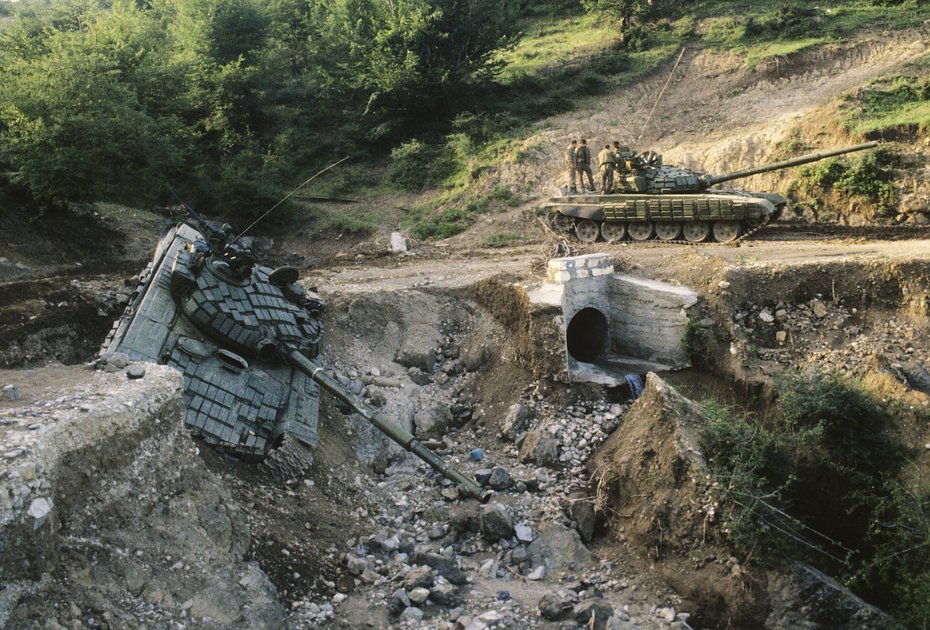 Военные действия в Мартакертском районе, близ Сарсангского водохранилища Нагорного Карабаха. 20 июля 1993 года