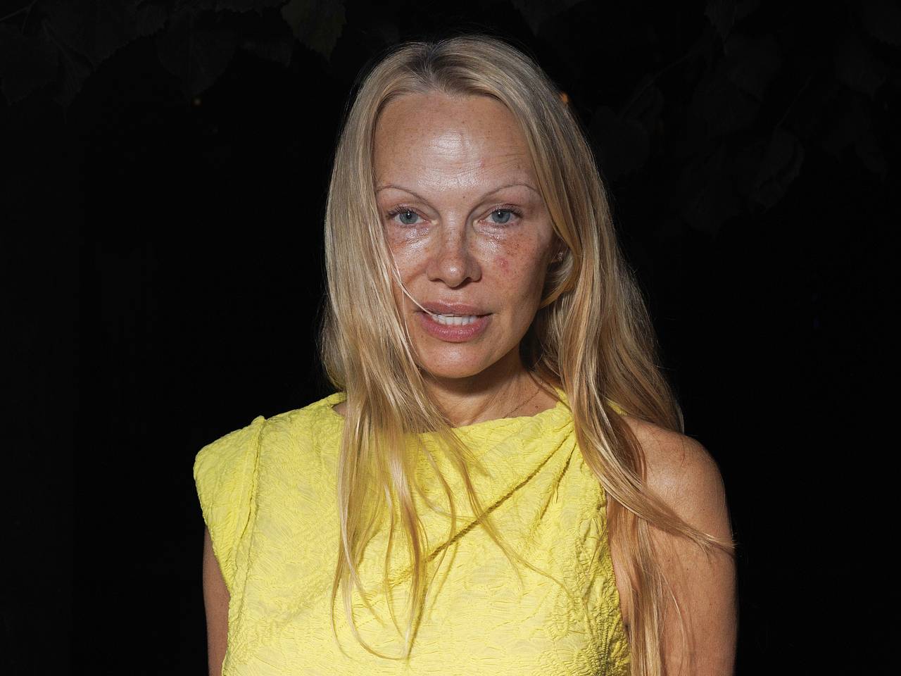 Dom 2 sahna ortidagi jinsiy porno