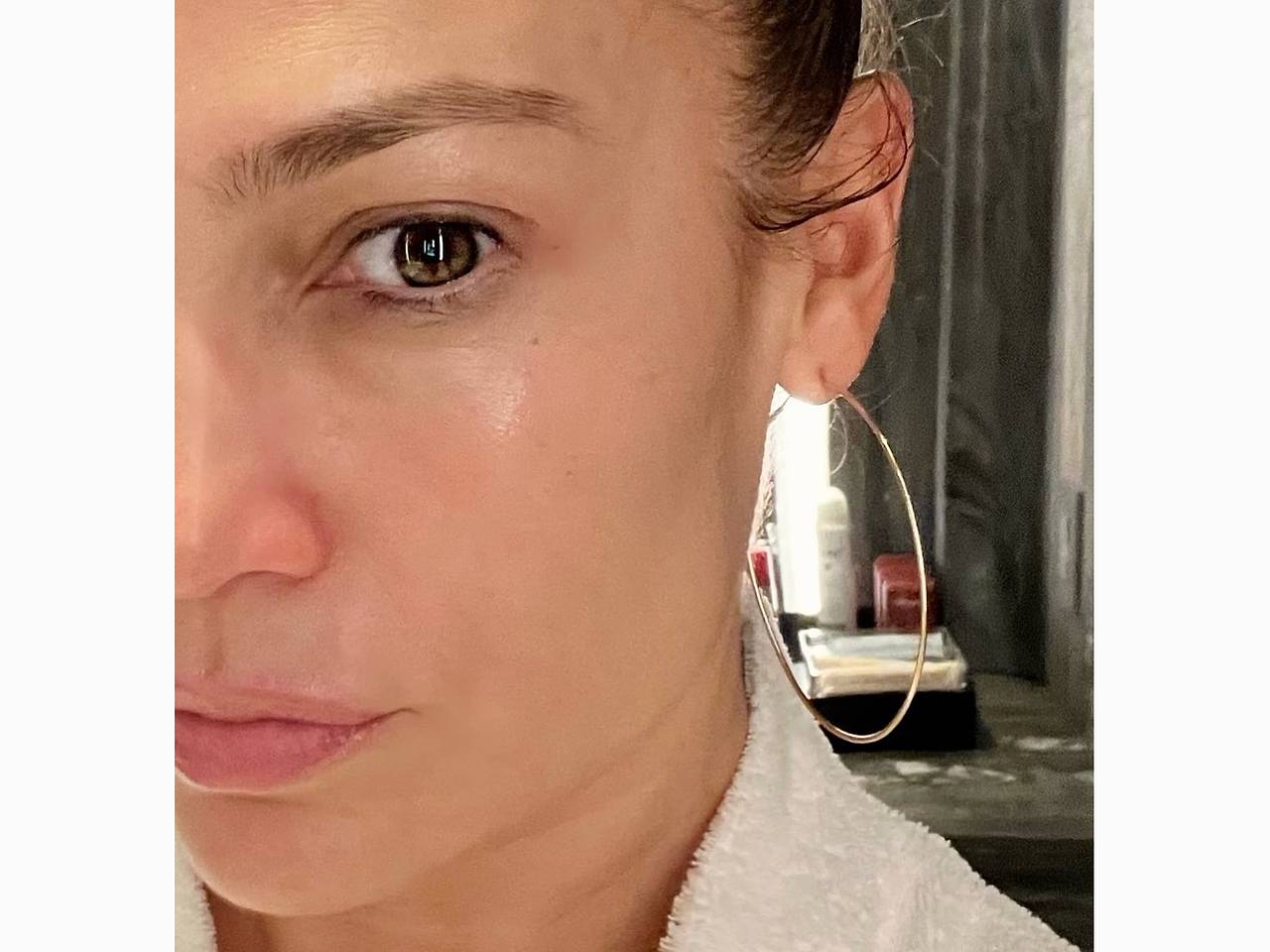 Дженнифер Лопес без макияжа: удивительный вид настоящей красоты